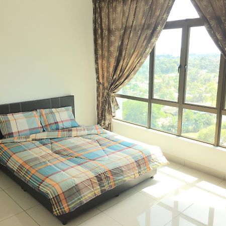 Parc Regency Serviced Apartment D-10-19 Джохор Бахру Екстериор снимка